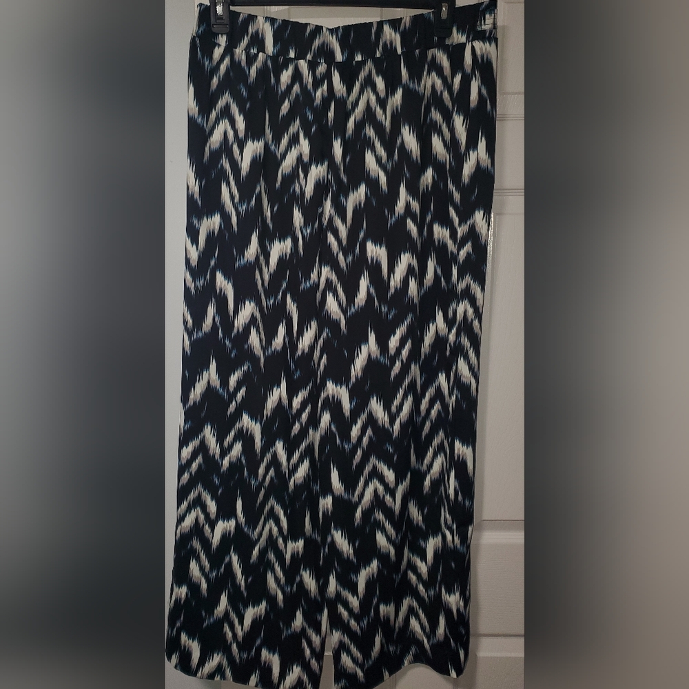 Jennifer Lopez Navy and White Patterned Wide Leg Pants